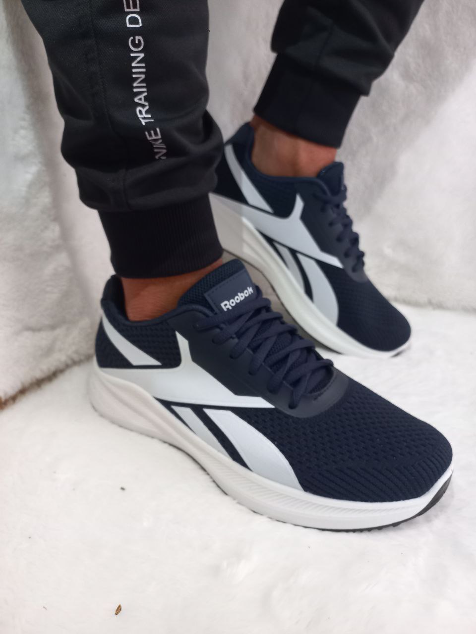 حذاء ROOBOK - الصورة 2